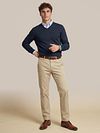 Steppin' Out Pullover V-Neck Merino Wool Navy Model / Voorkant