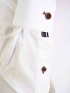 R2 Skjorte i Fin Twill Hvid Model / Detail