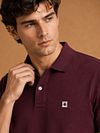 King Essentials The Rene Polo Shirt Burgundy Model / Detail