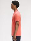 Fred Perry Polo Twin Tipped M3600 Rosa 04C Model / Zijkant