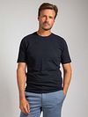 Suitable Respect T-shirt Jim Navy Model / Voorkant met Stefan