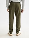 Scotch and Soda Chino Stuart Olijfgroen Model / Achterkant