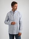 Suitable Shirt Cotton Slub Stripes Blue Model / Voorkant with Stefan