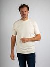 Suitable Respect Hi Camiseta Ecru Model / Voorkant con Stefan