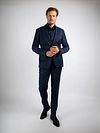 Suitable Toulon Suit Wool Navy Model / Voorkant with Stefan