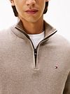 Tommy Hilfiger Half Zip Pullover Taupe Model / Detail