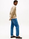 Sweter Tommy Hilfiger w warkoczowym splocie, Sandalwood Model / Zijkant