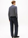 Tommy Hilfiger Trui Stripe Navy Model / Achterkant