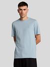 Lyle und Scott T-Shirt Ash Blau Model / Voorkant