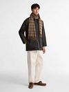Szalik Barbour w kratę tartan z wełny jagnięcej w kolorze jasnobrązowym Model / Voorkant