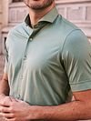Suitable Erik Camisa Elegante Sorona Groen Model / Sfeerbeeld