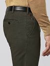 Pantalón Meyer Roma Verde oscuro Model / Achterkant