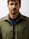 State of Art Overshirt Twill Moss Green Model / Detail