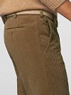 Meyer Chino Roma in velluto a coste di lana verde oliva Model / Detail