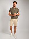 Suitable Respect Polo Structure Knit oliwkowy Model / Voorkant