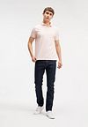 King Essentials The Rene Poloshirt Lichtroze Model / Voorkant