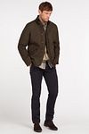 Barbour pikowana kurtka Powell w kolorze oliwkowym Model / Voorkant