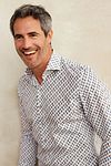 Camicia R2 in popeline con stampa multicolor Model / Sfeerbeeld