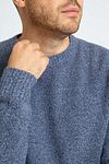 Suitable Pullover in lana boiled blu Model / Detail