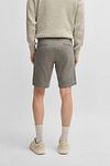 BOSS Chino Shorts Beige Model / Achterkant