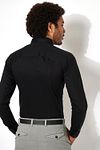 Camicia Desoto Kent nera Model / Achterkant