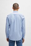 Camisa BOSS Rickert en azul claro Model / Achterkant