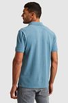 Cast Iron Poloshirt mit Popcorn-Struktur in Blau Model / Achterkant