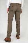 Chino Suitable Sartre w kolorze taupe Model / Achterkant