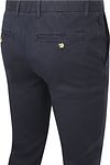 Chino teñido en prenda McGregor en azul marino Product / Detail