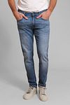 Suitable DENM Jeans Blue Model / Voorkant with Emiel