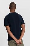 Dstrezzed Mc Queen T-Shirt melanż granatowy Model / Achterkant