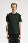 Fred Perry Twin Tipped T Shirt Dark Green 85A Model / Voorkant