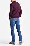 KING Essentials The John Jersey de merino burdeos Model / Achterkant