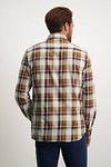 Camicia State Of Art a quadri rossa Model / Achterkant