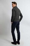 Steppin' Out Pull Half Zip Laine Merino Anthracite Model / Achterkant