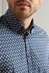 Suitable Shirt Print Navy Model / Detail