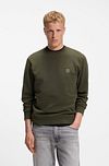 BOSS Sweater Westart Donkergroen Model / Voorkant