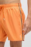 Costume da bagno BOSS arancione Model / Detail