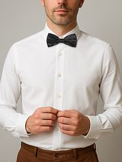 Suitable Silk Bow Tie Black