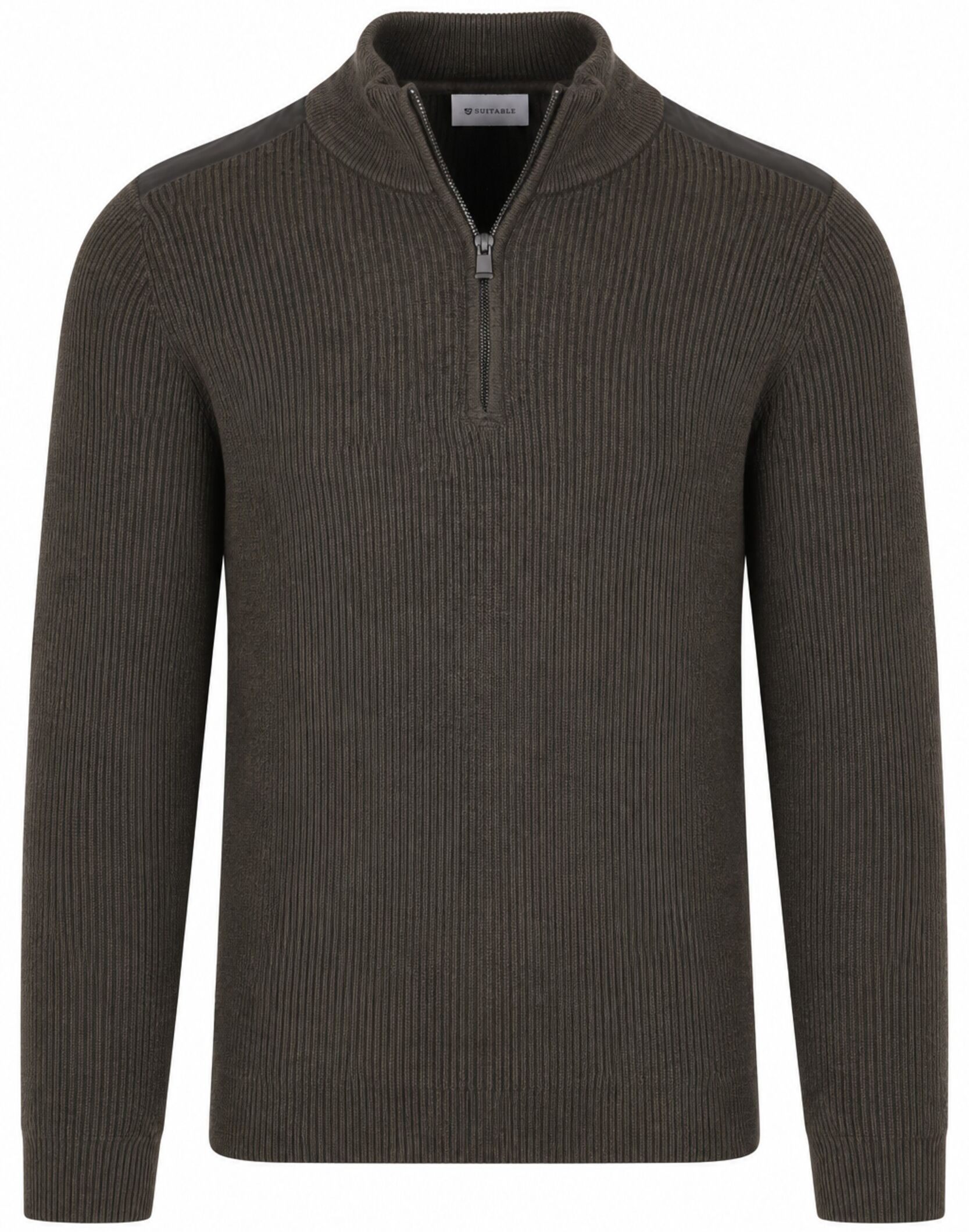 Suitable Half Zip-tröja Patch i Olive PU-COWO-HZP-STBL-26.01 köp | Suitable