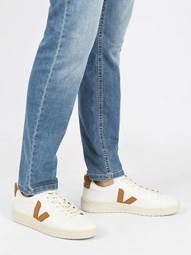 Veja Sneakers Urca Camel UC0703151-White with Camel order