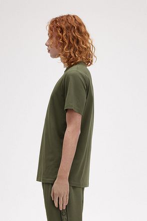 Fred Perry T-Shirt M4580 Olijfgroen