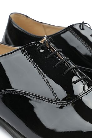 Suitable Schnürschuhe Lackleder Schwarz