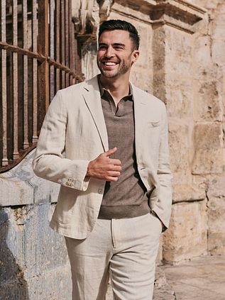 Suitable Washed Linen Suit Ecru