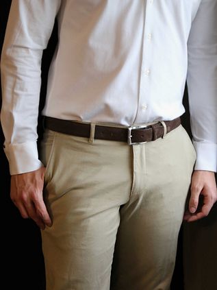 Suitable Riem Suede Bruin 308