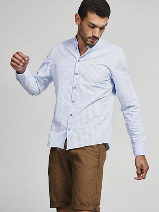 Szorty No Excess barwione metodą garment-dye w kolorze camel