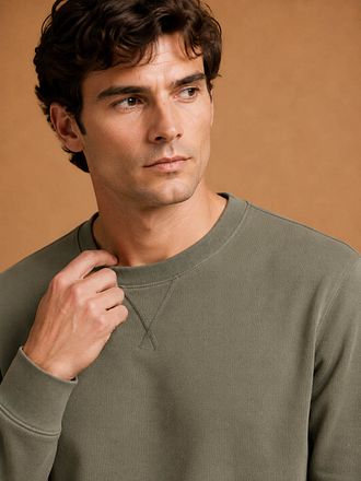 King Essentials The George Sweater Olive Green