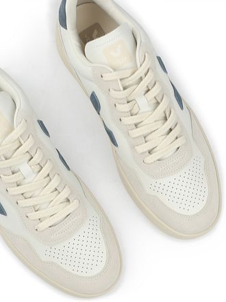 Veja Sneakers V-90 White/Blue