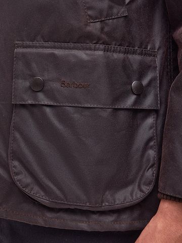 Barbour Bedale Wax Jacket Brown Model / Detail