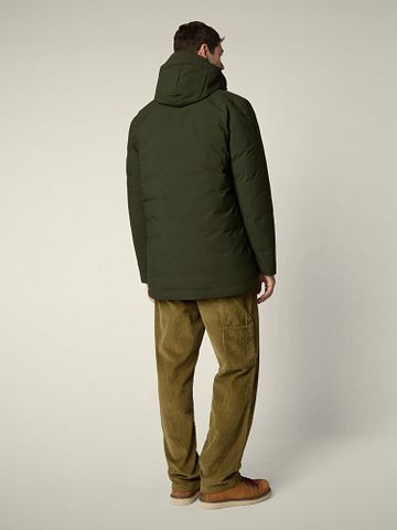 Save The Duck Jas Sesle Hood Olive Model / Achterkant